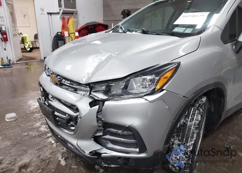 2021 Chevrolet Trax Ls z USA, uszkodzony, nr VIN KL7CJNSB6MB352660